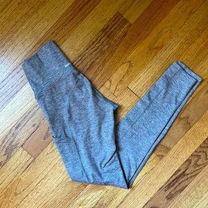 Aerie chill play move leggings, size xs, excellent condition